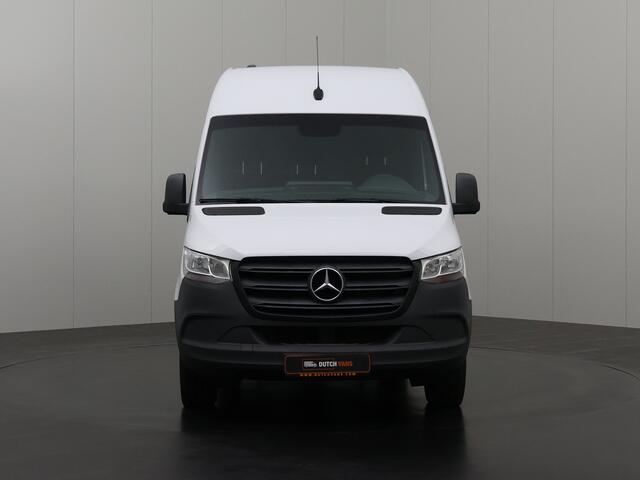 Mercedes-Benz SPRINTER 317CDi L2H2 | Navigatie | 2800Kg Trekhaak | Camera | Multimedia | Airco | Cruise | 3-Zits | Betimmering