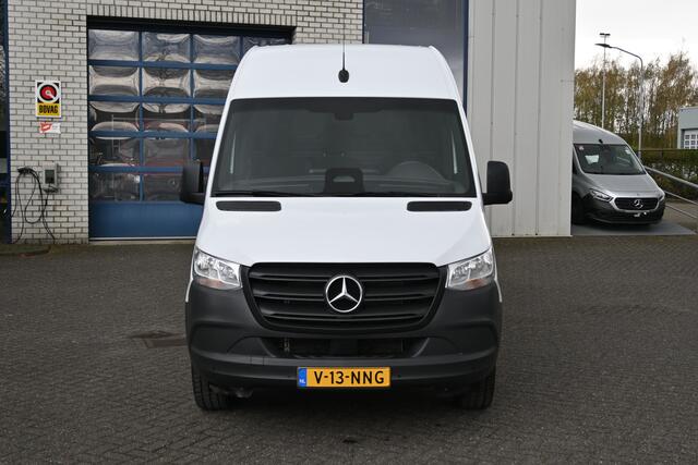 Mercedes-Benz SPRINTER 317 CDI L3H2 Pro MBUX met parkeer pakket, 270 graden deuren, Etc.