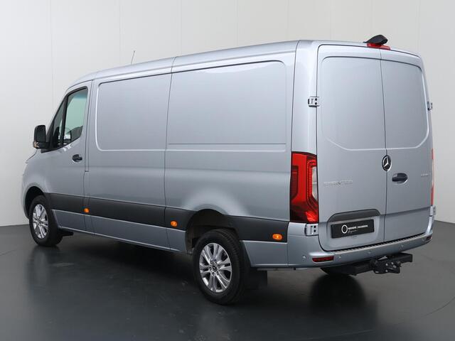 Mercedes-Benz SPRINTER 319 CDI L2 H1 | AUT. | Select | Distronic | 3500 KG Trekhaak | 17" Lichtmetalen Wielen | Navigatie | Parkeercamera | LED Koplampen | Certified