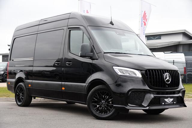Mercedes-Benz SPRINTER 319 V6 3.0 CDI L2H2 AMG Black Edition Camera, Cruise, Carplay, LED, 10,5'' Mbux, 3500kg Trekhaak, Uniek! 190pk, Automaat,