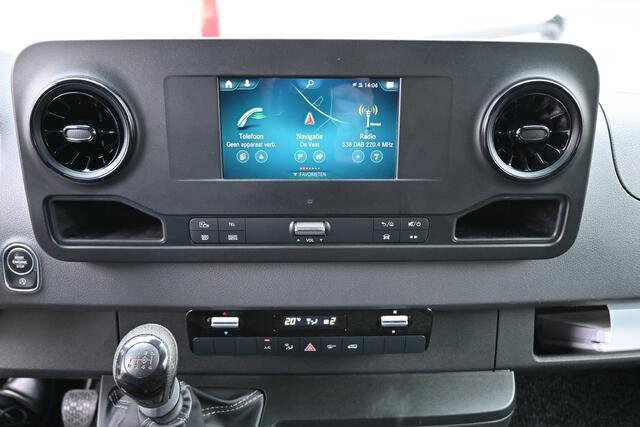 Mercedes-Benz SPRINTER 317 CDI L2H1 RWD MBUX met navigatie en camera, Geveerde stoel, Brake assyst, Etc.