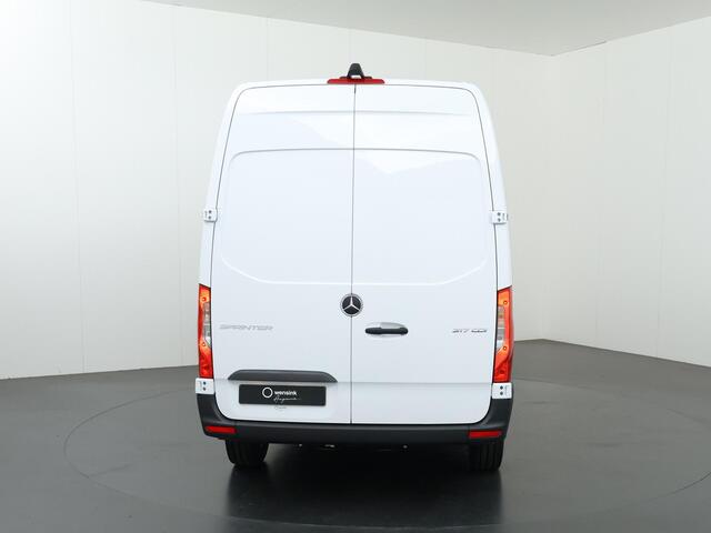 Mercedes-Benz SPRINTER 317 CDI | L2 H2 | Aut. | RWD | PRO | BPM VRIJ! | 3500 KG AHW | CARPLAY | ANDROID AUTO | 3-ZITS | CRUISE | CAMERA | AIRCO | SPOORASSISTENT | DODEHOEKDETECTIE |
