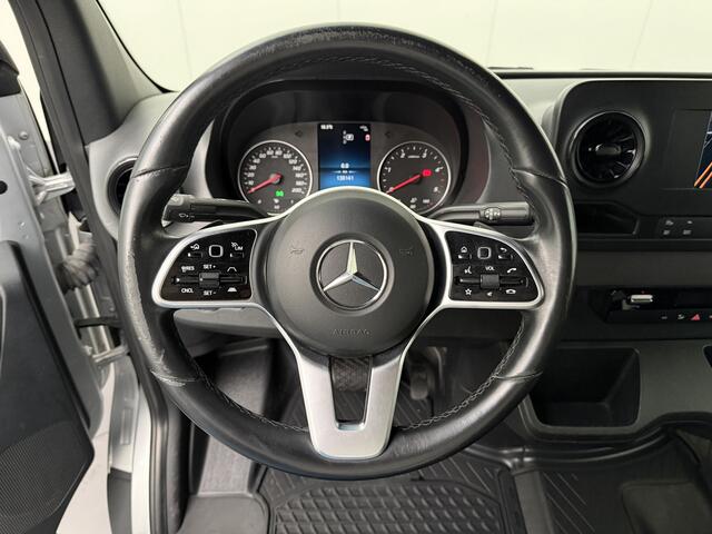 Mercedes-Benz SPRINTER 317CDi Automaat L2H2 | 3500Kg Trekhaak | Navigatie | Camera | Airco | Cruise | 3-Zits |