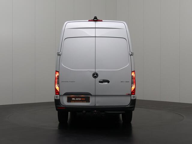 Mercedes-Benz SPRINTER 317CDi Automaat L2H2 | 3500Kg Trekhaak | Navigatie | Camera | Airco | Cruise | 3-Zits |