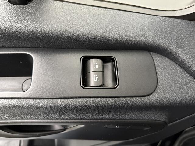 Mercedes-Benz SPRINTER 314CDI L2H2 | Multimedia | Trekhaak | CAmera | 3-Zits | Airco | Cruise | Betimmering