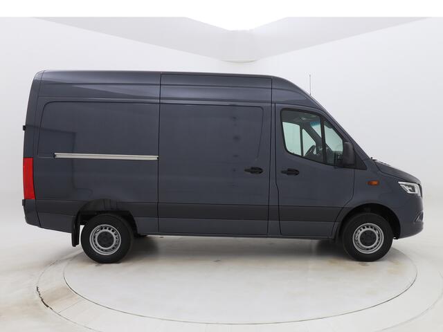 Mercedes-Benz SPRINTER 319 1.9 CDI 366 L2H2 9G-Automaat Gratis 12 Maanden Extra Garantie Nieuw BPM Vrij LED Navigatie Achteruitrijcamera extra-garantie