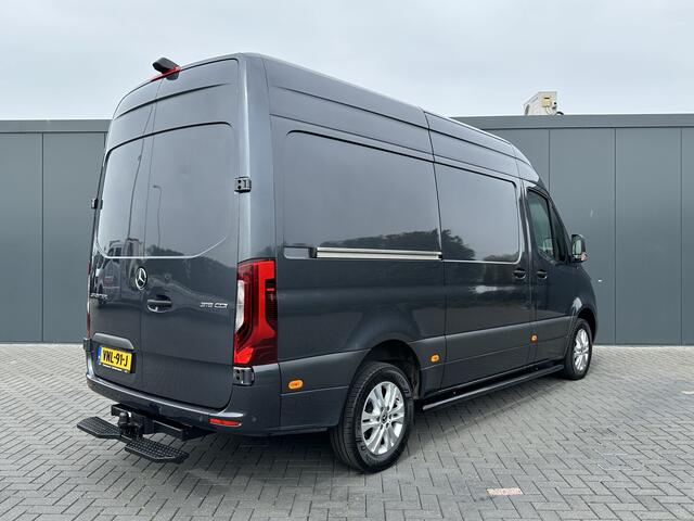 Mercedes-Benz SPRINTER 315 CDI / 9G-TRONIC / L2H2 / 2x SCHUIFDEUR / 3.5 TONS TREKHAAK / LED / MBUX / CAMERA / CRUISE / AIRCO / BLINDSPOT