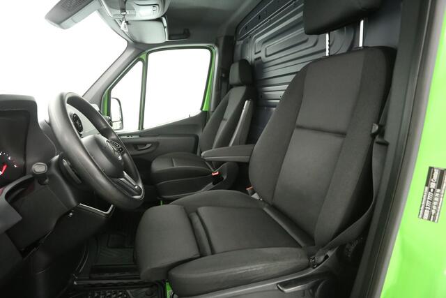 Mercedes-Benz SPRINTER RWD 317 CDI 170PK L2H1 | Aut. | Camera | Carplay | Parkeersens.