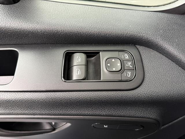 Mercedes-Benz SPRINTER 317CDI 9G-Tronic Automaat L3H2 Maxi | 3500Kg Trekhaak | Multimedia | Airco | Cruise | 3-Zits | Betimmering