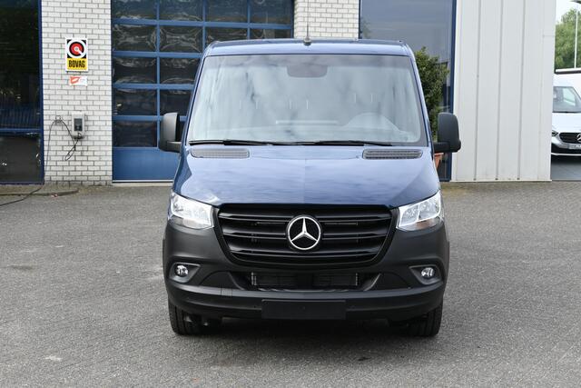 Mercedes-Benz SPRINTER 315 CDI L2H1 RWD MBUX met camera en parkeerpakket, Trekhaak, Etc.