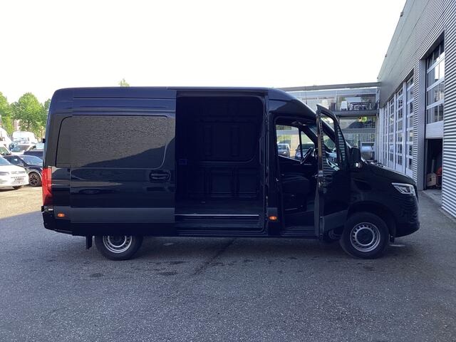 Mercedes-Benz SPRINTER 317 CDI Aut. L2H2 3.5t Trekverm./ LED/ 270Gr.Deuren/ Navi/ Camera/ Cruise/ PDC
