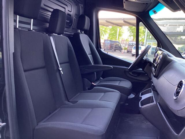 Mercedes-Benz SPRINTER 317 CDI Aut. L2H2 3.5t Trekverm./ LED/ 270Gr.Deuren/ Navi/ Camera/ Cruise/ PDC