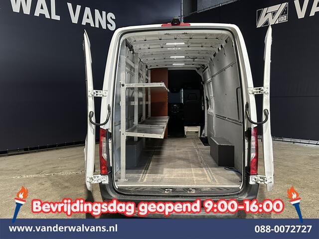 Mercedes-Benz SPRINTER 316 CDI 164pk L3H2 *Post NL inrichting* Euro6 Airco | Camera | Navigatie | Apple Carplay Android Auto, Stoelverwarming, 270 graden achterdeuren, schappen, doorloopdeur