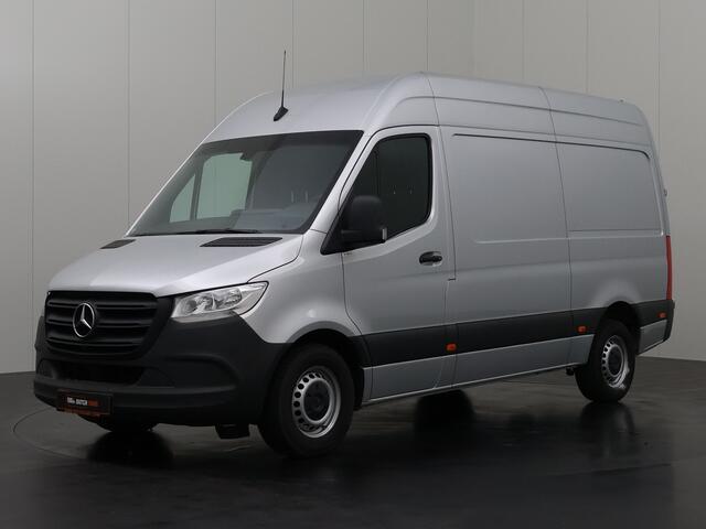 Mercedes-Benz SPRINTER 317CDI L2H2 | 2800Kg Trekhaak | Navigatie | Camera | 3-Zits | Airco | Cruise | Betimmering