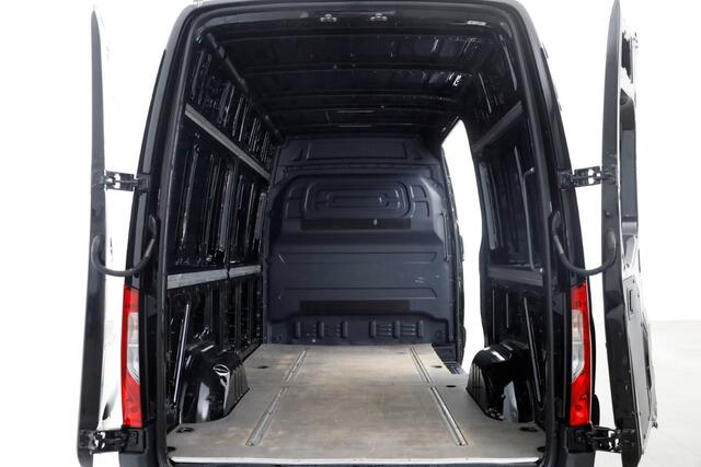 Mercedes-Benz SPRINTER 314 CDI 143pk RWD L2H2 Navi/Camera/Trekhaak 3500kg 02-2020