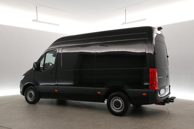 Mercedes-Benz SPRINTER 314 CDI 143PK L2H2 | Airco | Camera | Cruise | 3 Zits | Trekhaak | Carplay