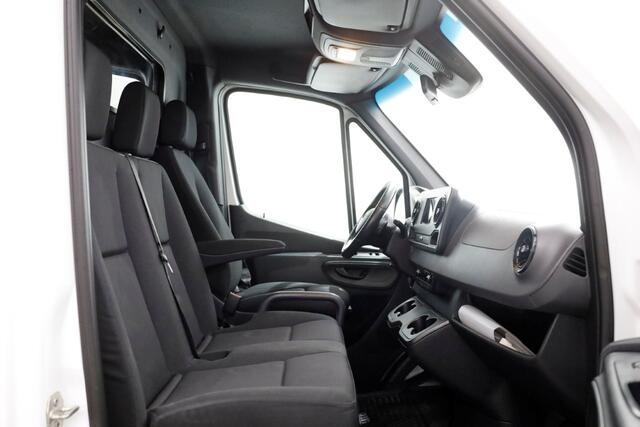 Mercedes-Benz SPRINTER 319 CDI 3.0 V6 190pk E6 L2H2 7G Automaat LED/Camera/Trekhaak 3500kg 02-2019