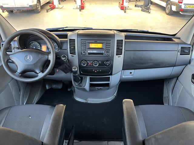 Mercedes-Benz SPRINTER 314 2.2 CDI 432 DC Airco Cruise controle Trekhaak 3500kg trekgewicht 6-Persoons open laadbak Pick-up Euro 6 P-up bakwagen
