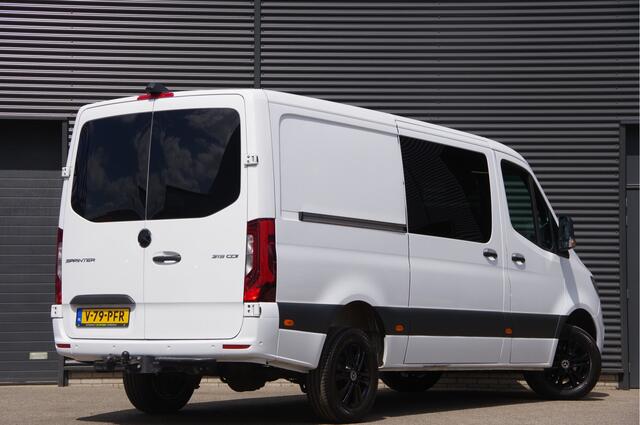Mercedes-Benz SPRINTER 319 3.0 V6 L2H1 DC-6P, 3.5T TREKHAAK, LED, ADAPT. CRUISE, MBUX 10'', CAMERA, NAVI, GEVEERDE STOEL, DUBBELE CABINE, DUBBEL CABINE