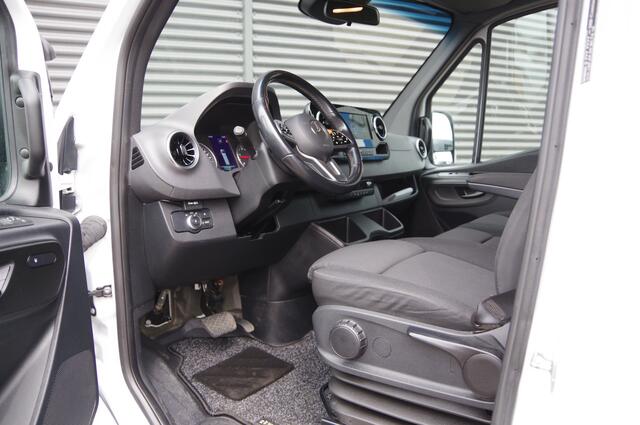 Mercedes-Benz SPRINTER 319 3.0 V6 L2H1 DC-6P, 3.5T TREKHAAK, LED, ADAPT. CRUISE, MBUX 10'', CAMERA, NAVI, GEVEERDE STOEL, DUBBELE CABINE, DUBBEL CABINE