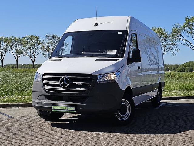 Mercedes-Benz SPRINTER 317 L3H2 3.5T Trekhaak Mbux Camera 170Pk Euro6 Airco! L3H2 3.5T-AHG Mbux Camera 170Pk Euro6 Airco!