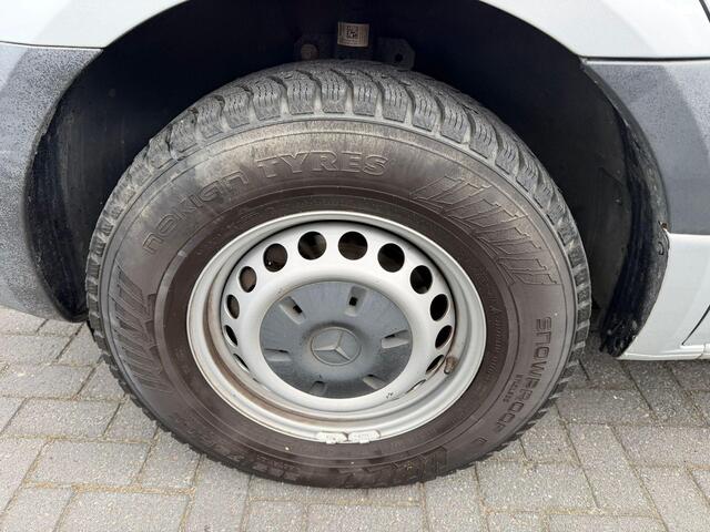 Mercedes-Benz SPRINTER eSprinter L2 FWD 47kWh rechterschade, airco, stoelverwaming, MARGE