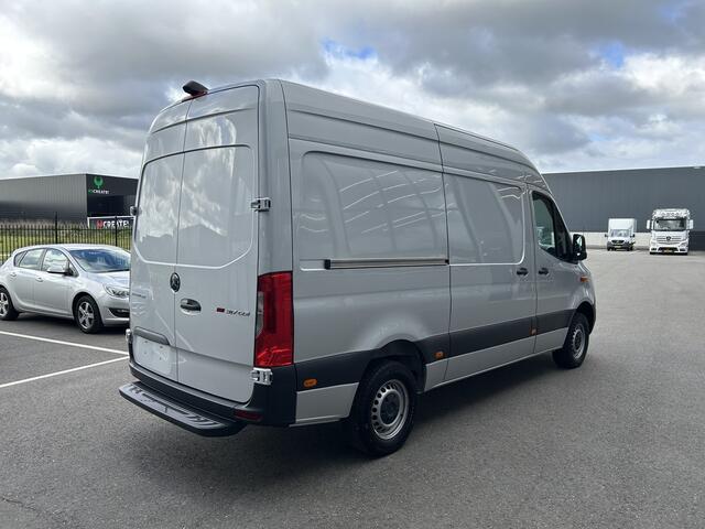 Mercedes-Benz SPRINTER 317 CDI L2 H2 MBUX / 360 Camera / Navigatie / Cruise control / Airco / 270 Graden achterdeuren