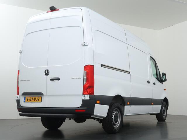 Mercedes-Benz SPRINTER 317 CDI | L2 H2 | PRO | AUT. | 170 PK | W73 BREDE ACHTEROPSTAP | LAADRUIMTE PAKKET | AIRCO | CRUISE CONTROL | ACHTERUITRIJCAMERA | 3-ZITS | MULTIFUNCTIONEEL STUURWIEL | CERTIFIED