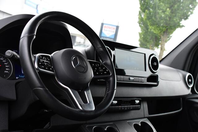 Mercedes-Benz SPRINTER 319 3.0 CDI L2H1 AMG Edition Adaptieve Cruise, Camera, LED, Leder, 10,5" Mbux, NAVI, Carplay, Stoelverwarming, BOM VOL!