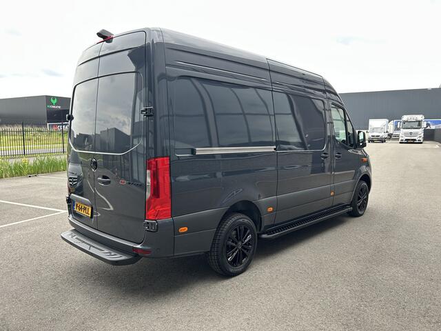 Mercedes-Benz SPRINTER 317 CDI L2 H2 Pro LED / MBUX / Navigatie / Camera / Parkeersensoren / Cruise control / Airco / 270 Graden achterdeuren