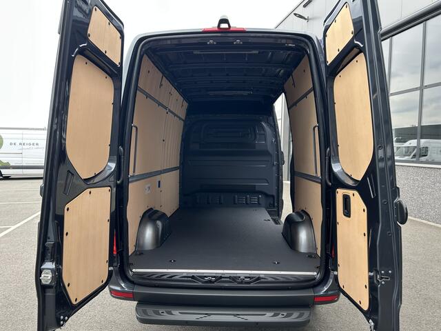 Mercedes-Benz SPRINTER 317 CDI L2 H2 Pro LED / MBUX / Navigatie / Camera / Parkeersensoren / Cruise control / Airco / 270 Graden achterdeuren
