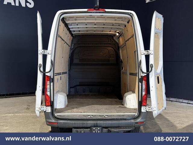Mercedes-Benz SPRINTER 314 CDI 143pk L2H2 Euro6 Airco | Camera | 3500kg Trekhaak | Apple Carplay | Cruisecontrol, Android Auto, Stoelverwarming, 270 Graden Achterdeuren, Bijrijdersbank