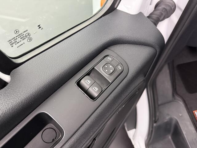 Mercedes-Benz SPRINTER 317CDi Automaat Bakwagen+Laadklep | Multimedia | Camera | 3-Zits | Airco | Cruise