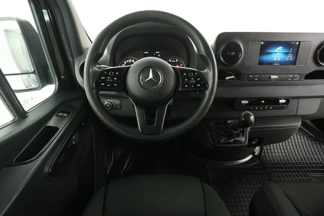 Mercedes-Benz SPRINTER 314 CDI 143PK L2H2 | Airco | Camera | Cruise | 3 Zits | Trekhaak | Carplay