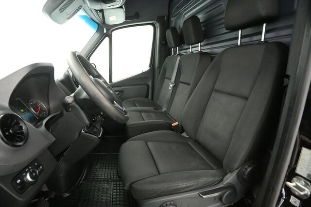 Mercedes-Benz SPRINTER 314 CDI 143PK L2H2 | Airco | Camera | Cruise | 3 Zits | Trekhaak | Carplay