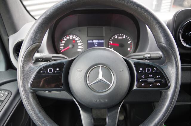Mercedes-Benz SPRINTER 317 1.9 CDI L2H2 AUT. 3-ZITS, LEDER, CAMERA, NAVI, CLIMA, MF STUUR