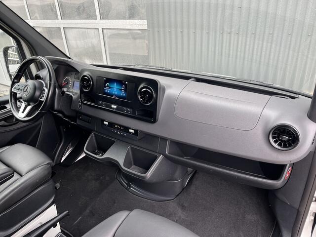 Mercedes-Benz SPRINTER 314 2.2 CDI L2H2 Dhollandia Laadklep Airco Cruise controle Werkverlichting Stuurwielbediening Apple carplay 2-Persoons Leder Euro 6