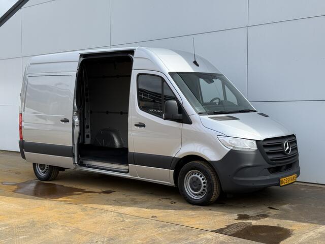 Mercedes-Benz SPRINTER 215 1.9 CDI Automaat L2H2 MBUX Climate Control Camera Carplay Parkeersensoren V+A