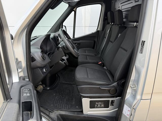 Mercedes-Benz SPRINTER 215 1.9 CDI Automaat L2H2 MBUX Climate Control Camera Carplay Parkeersensoren V+A