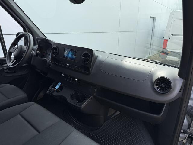 Mercedes-Benz SPRINTER 215 1.9 CDI Automaat L2H2 MBUX Climate Control Camera Carplay Parkeersensoren V+A