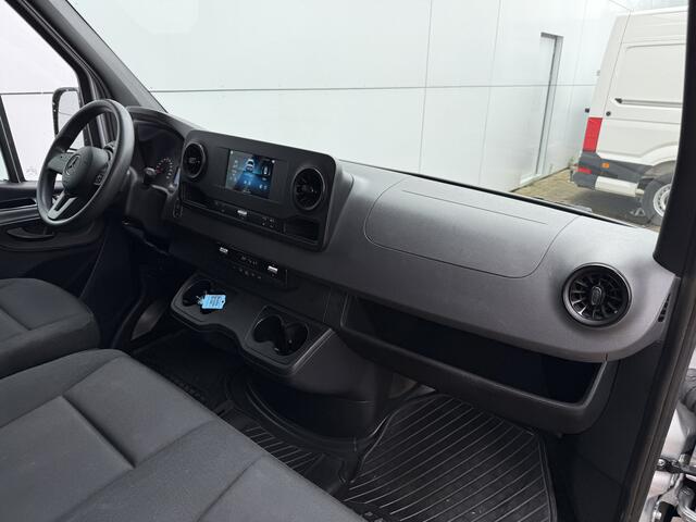 Mercedes-Benz SPRINTER 215 1.9 CDI Automaat L2H2 MBUX Climate Control Camera Carplay Parkeersensoren V+A