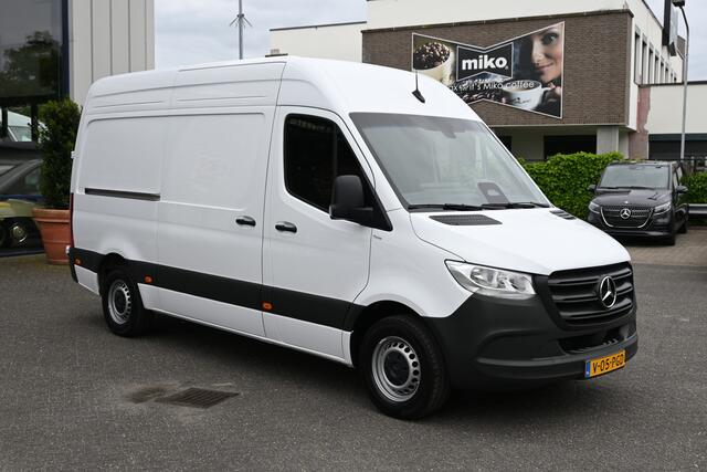 Mercedes-Benz SPRINTER 317 CDI L2H2 Pro Navigatie met camera