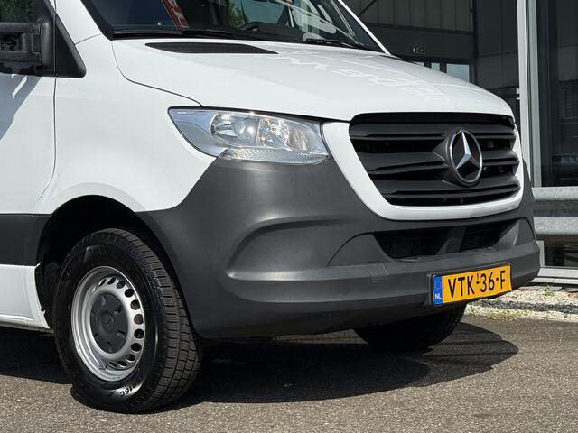 Mercedes-Benz SPRINTER 315 1.9 CDI Bakwagen met laadklep | Zijdeur | Navi | Camera | Carplay