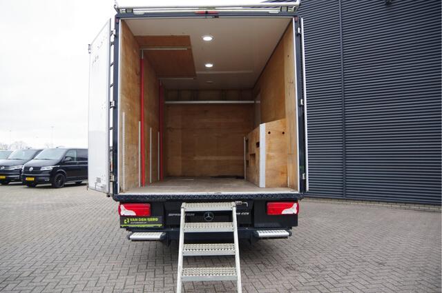 Mercedes-Benz SPRINTER 519 3.0 CDI V6 BAKWAGEN, AUT. LED, CAMERA, MBUX10'', GEVEERDE STOEL, LEDER, NAVI, CLIMA, STOELVERWARMING, ZIJDEUR
