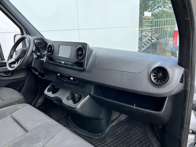 Mercedes-Benz SPRINTER 215 1.9 CDI L2H2 Automaat L2H2 Climate Control Camera Carplay Parkeersensoren V+A