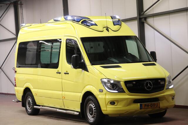 Mercedes-Benz SPRINTER 319 CDI L2H2 AMBULANCE AUTOMAAT Mercedes-benz Sprinter 319 CDI L2H2 AMBULANCE AUTOMAAT Euro 6 Ziekenwagen Rettungswagen Krankenwagen
