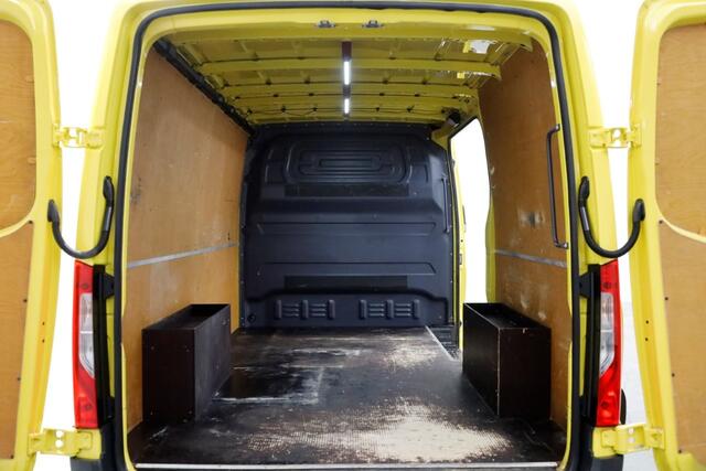 Mercedes-Benz SPRINTER 317 CDI 170pk RWD L2H1 9G Automaat Airco/Navi/Trekhaak 3500kg 08-2021