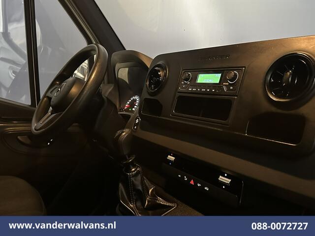 Mercedes-Benz SPRINTER 315 CDI 150pk L2H2 Euro6 Airco | Camera | Sidebars Bijrijdersbank