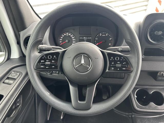 Mercedes-Benz SPRINTER 317 CDI Bakwagen Laadklep Automaat Airco Apple Carplay Navigatie | Origineel NL-Auto