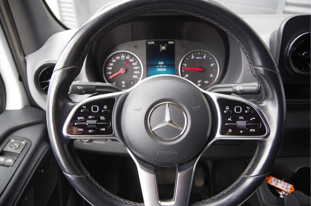 Mercedes-Benz SPRINTER 319 3.0 V6 L2H2 3P, AUT. LED, STANDKACHEL, STOELVERWARMING, CAMERA, CRUISE, LEDER STUUR, NAVI BY APPLE CARPLAY